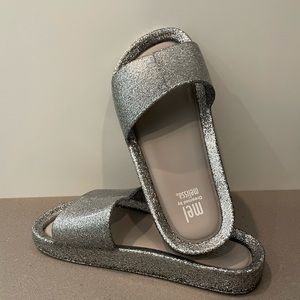 Girls’ Mel Glitter Jelly Slide Silver Size 12 NWT